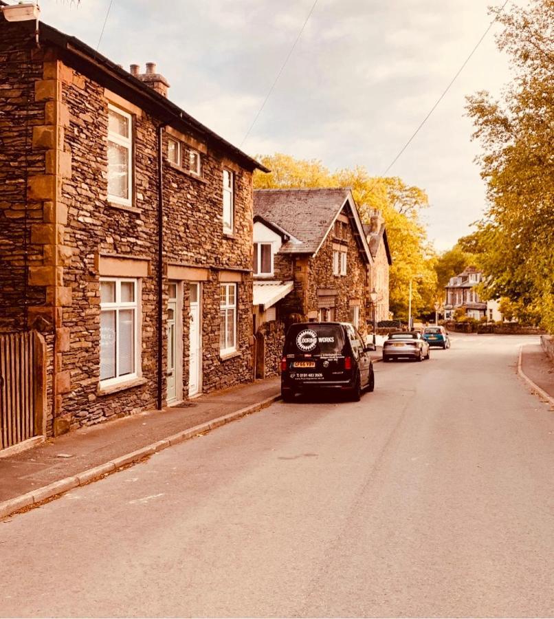 Woodland Cottage - Private Courtyard - Pet Friendly Retreat In The Heart Of Windermere Exteriör bild